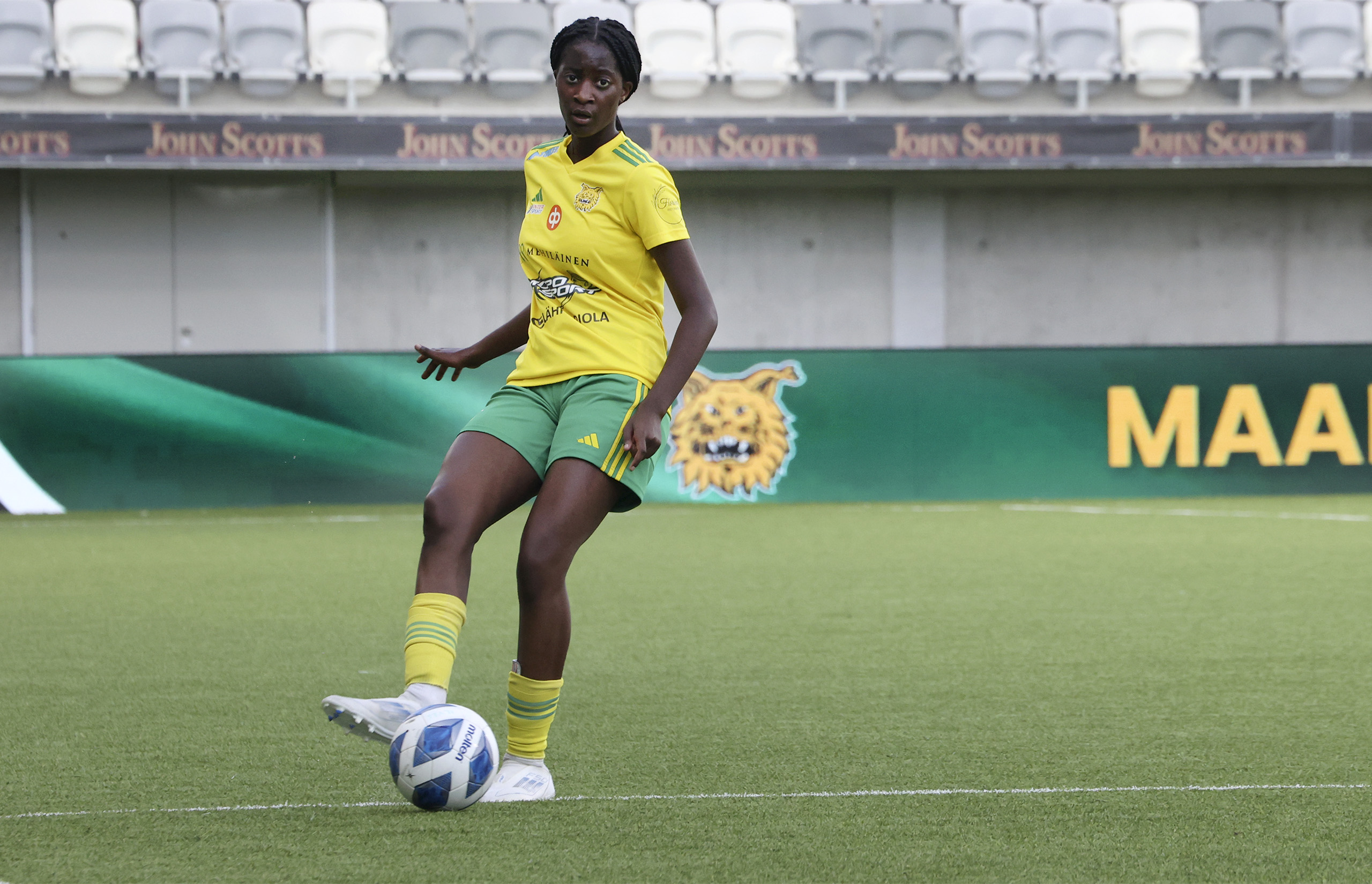 ilvesnaisetjalkapallo.fi