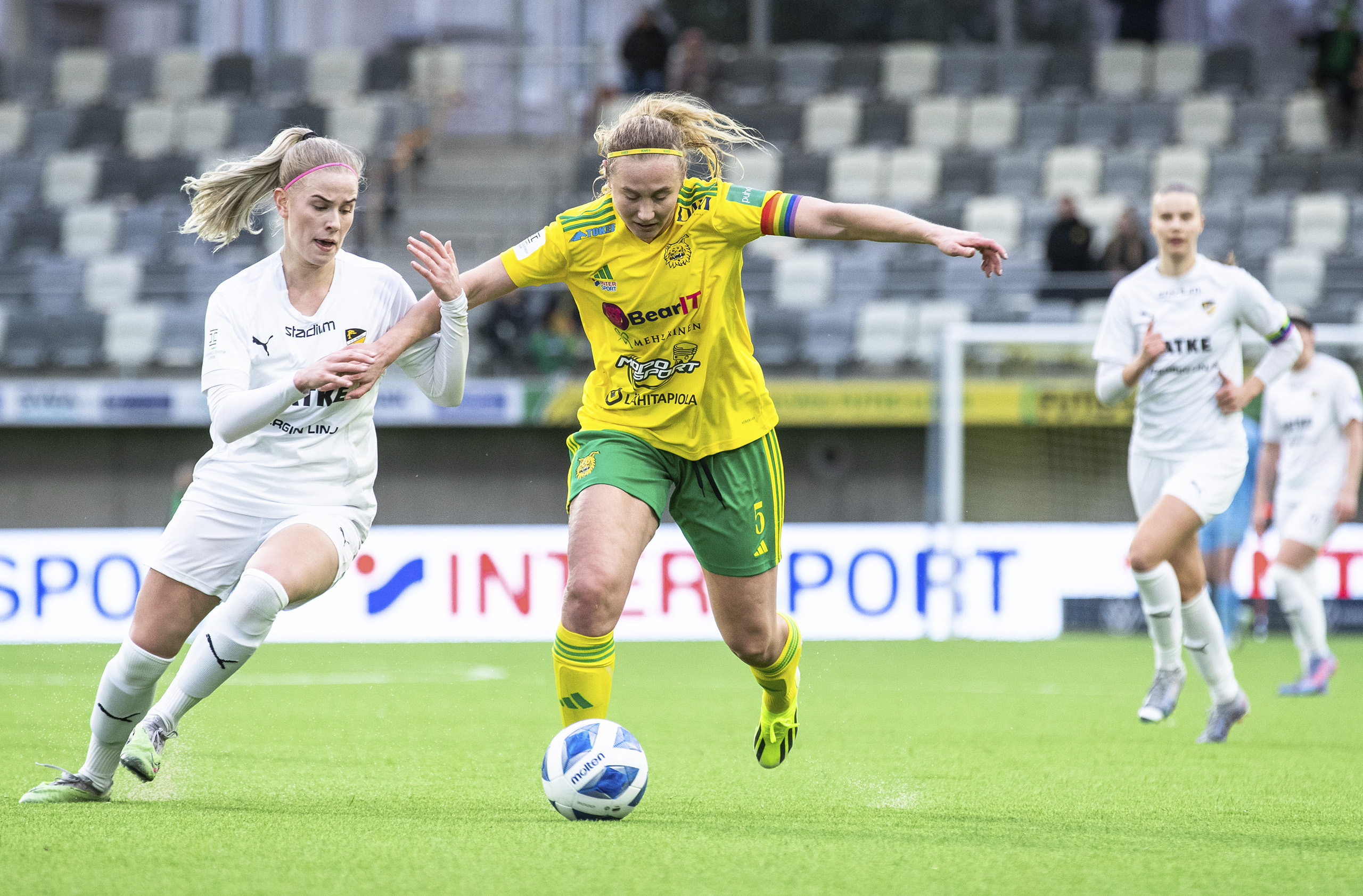 ilvesnaisetjalkapallo.fi