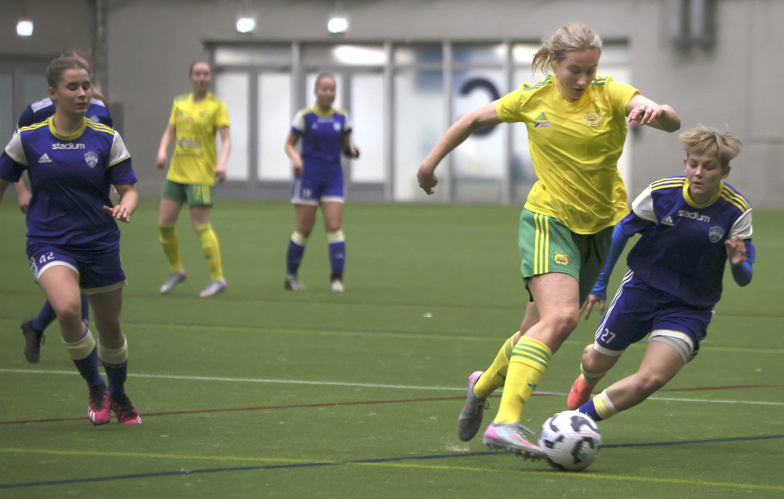 ilvesnaisetjalkapallo.fi