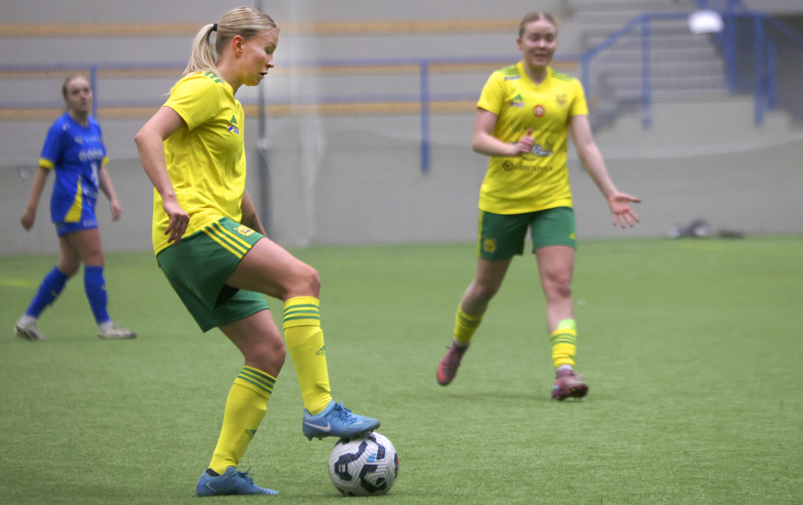 ilvesnaisetjalkapallo.fi