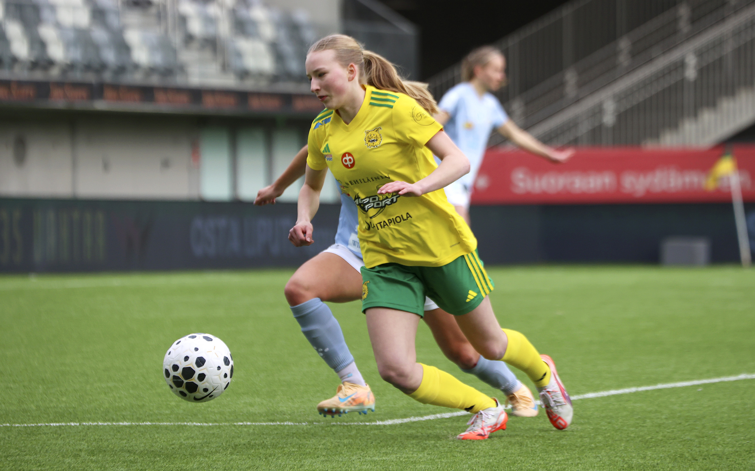 ilvesnaisetjalkapallo.fi