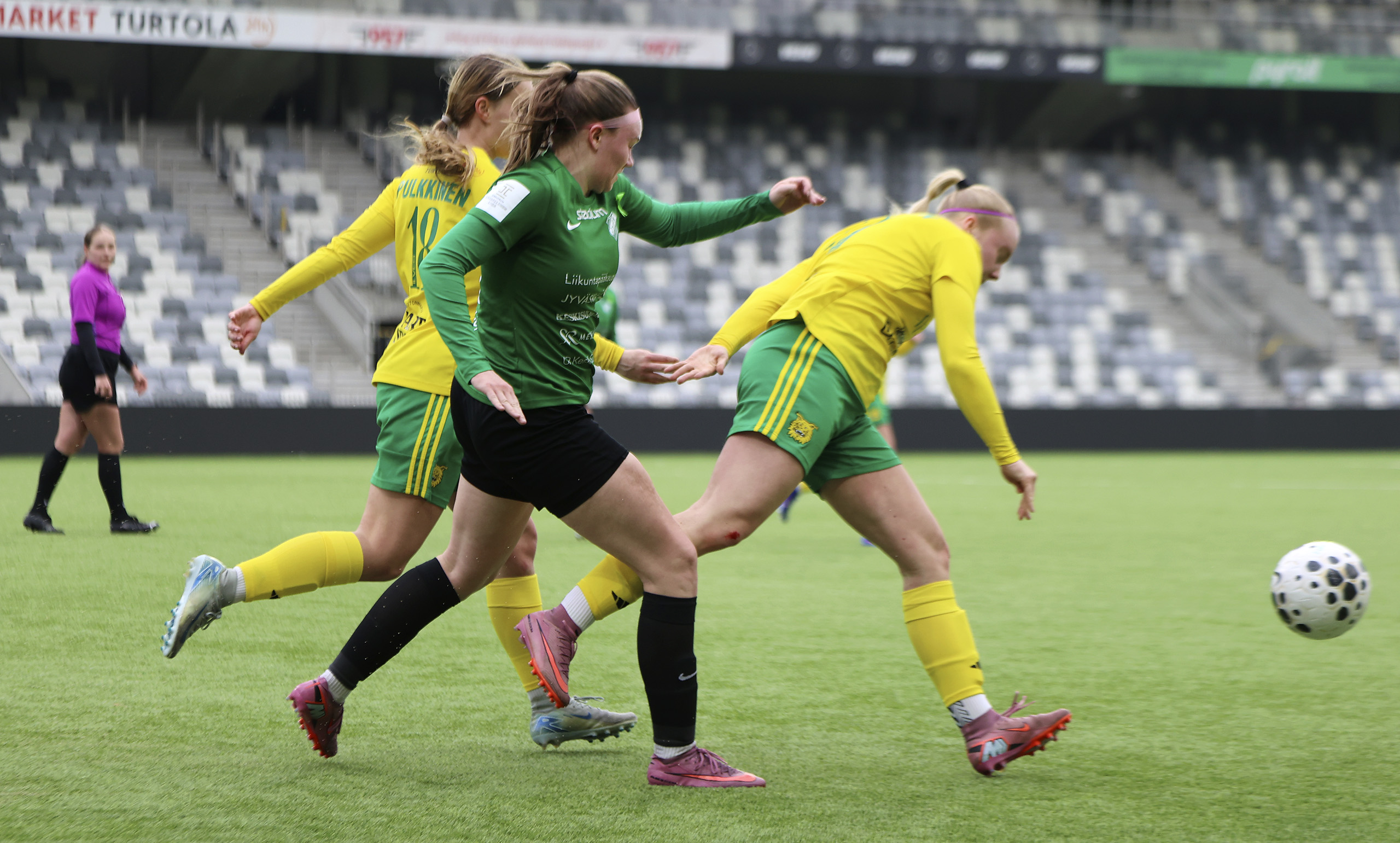 ilvesnaisetjalkapallo.fi